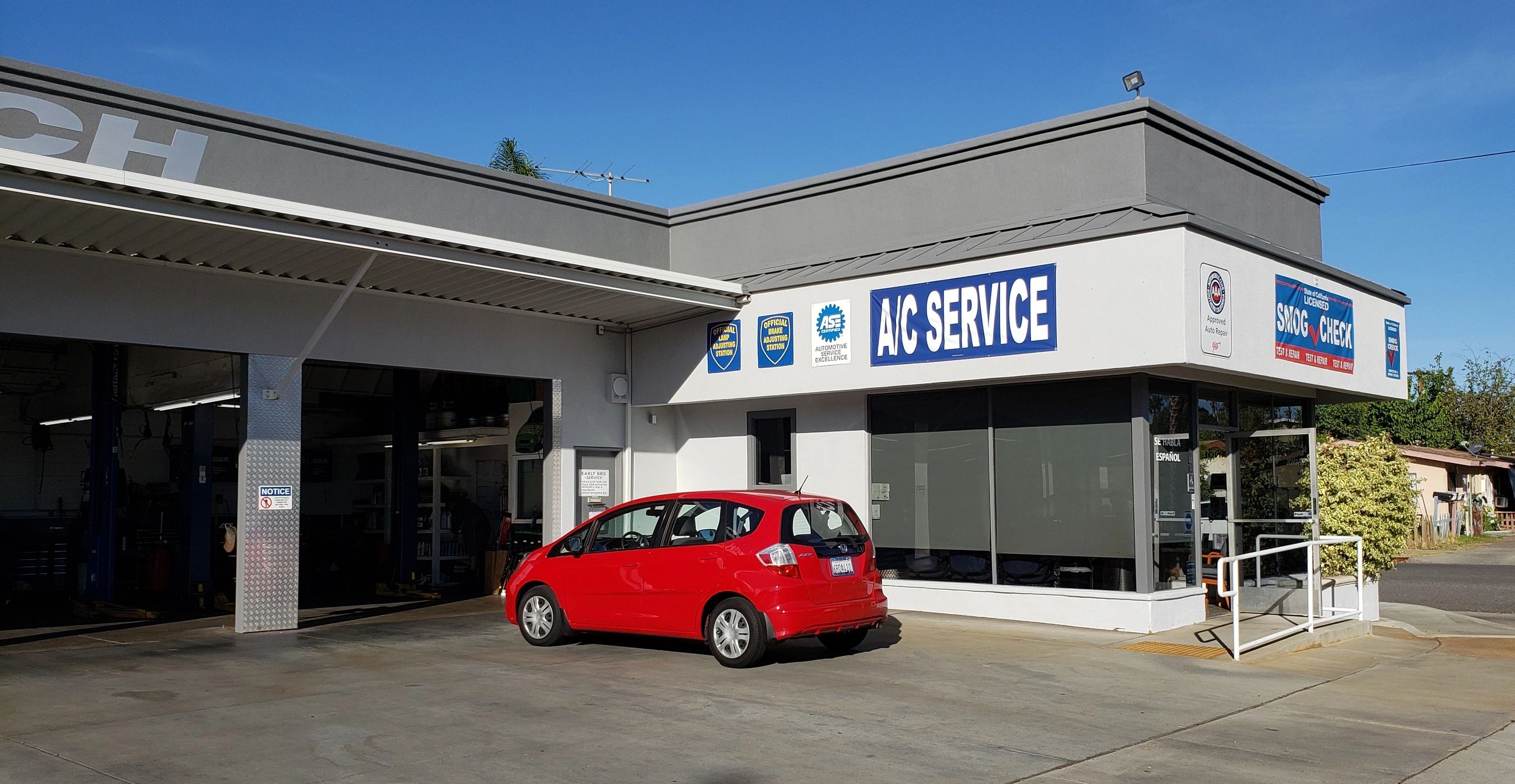 Exterior of Escondido Auto Tech