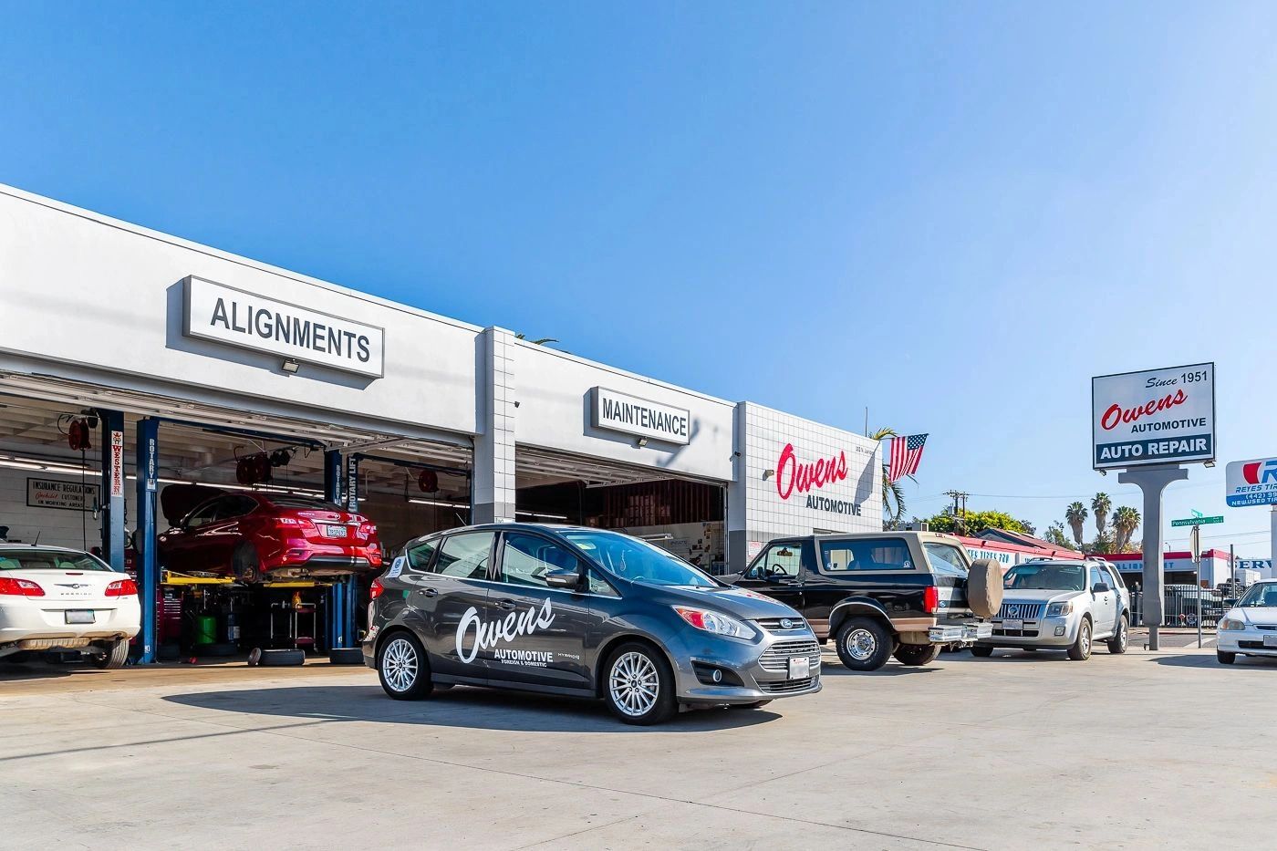 Exterior building - Owens Automotive